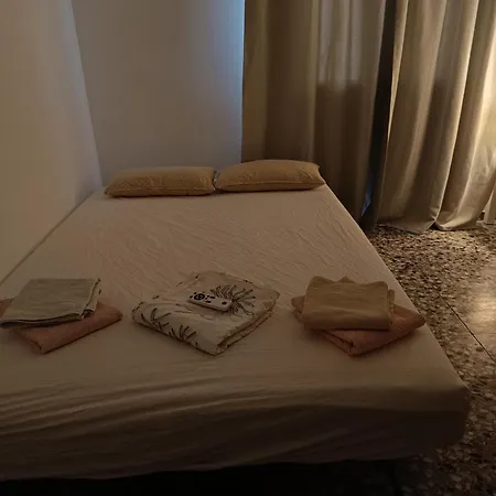 Apartamento Piso En 148 M2 Con Ascensor ,4 Hab