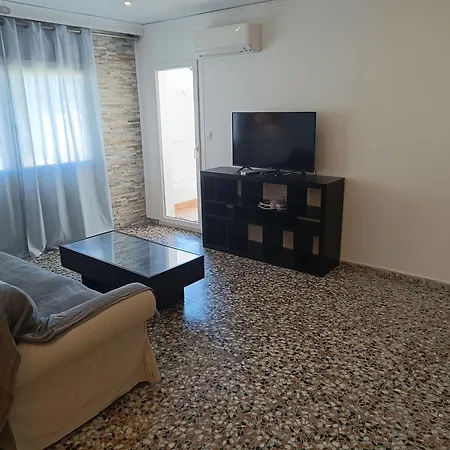 Apartamento Piso En 148 M2 Con Ascensor ,4 Hab